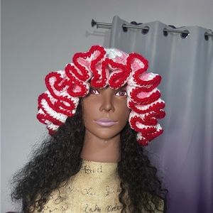 WOMENS BUCKET RUFFLE HAT